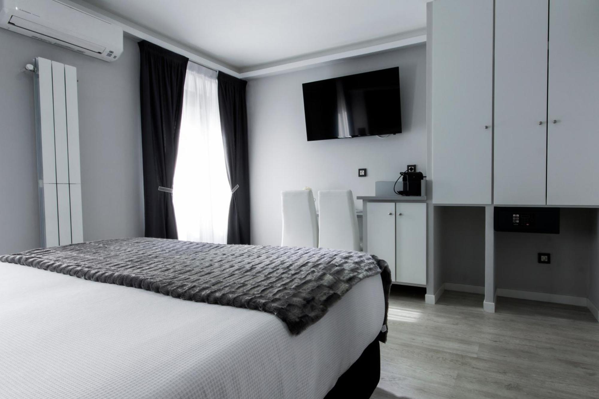 Hostal Overnight Madrid — Fotos 2